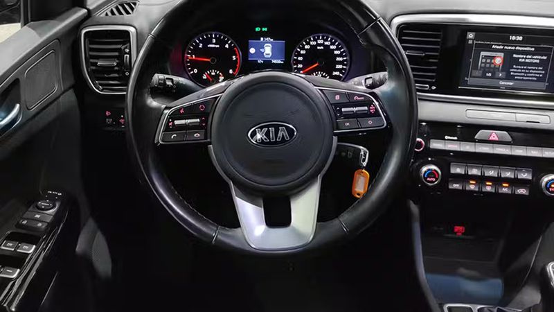 Toyota Yaris • 2023 • 8,944 km 9