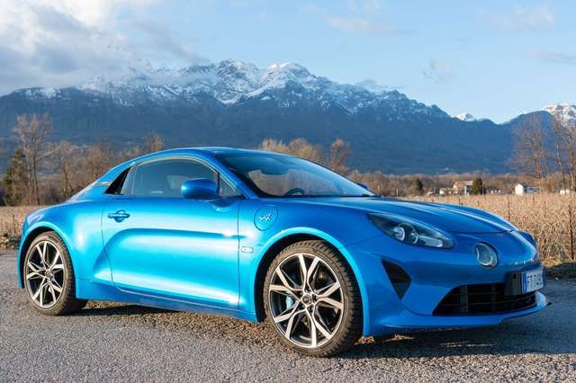 Renault Mégane • 2018 • 32,000 km 2