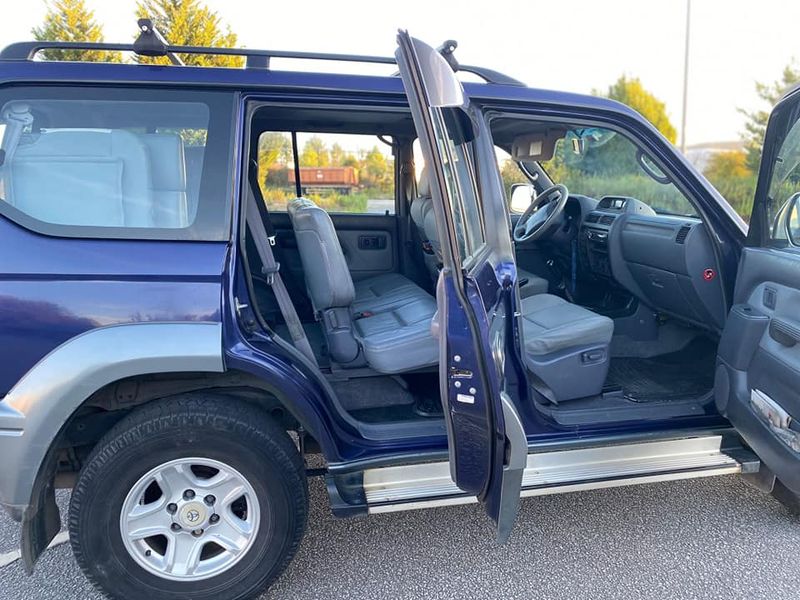 Toyota Land Cruiser • 1998 • 279,000 km 5