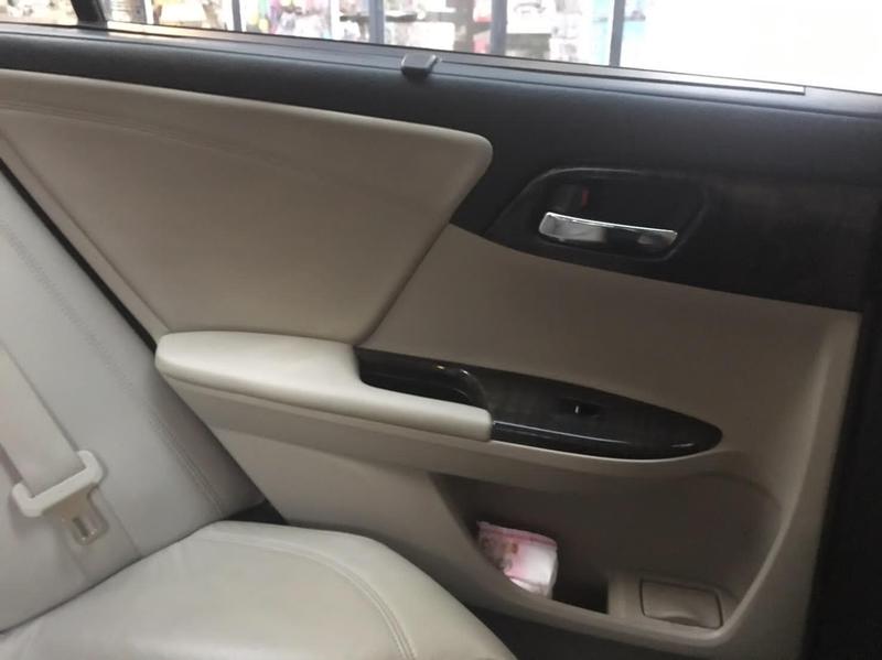 Honda Accord • 2013 • 90,000 km 3