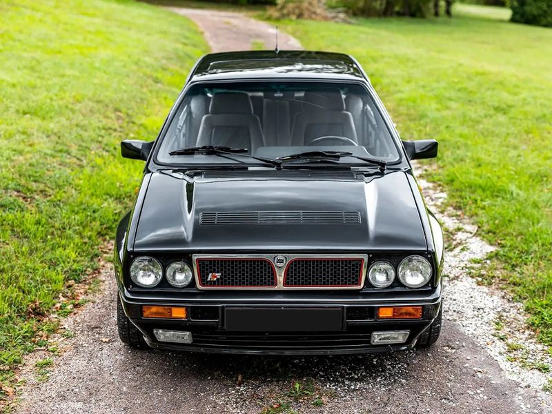 Oldsmobile LSS • 1990 • 100,500 km 4