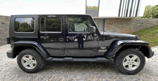 Jeep Wrangler • 2010 • 66,000 km 2