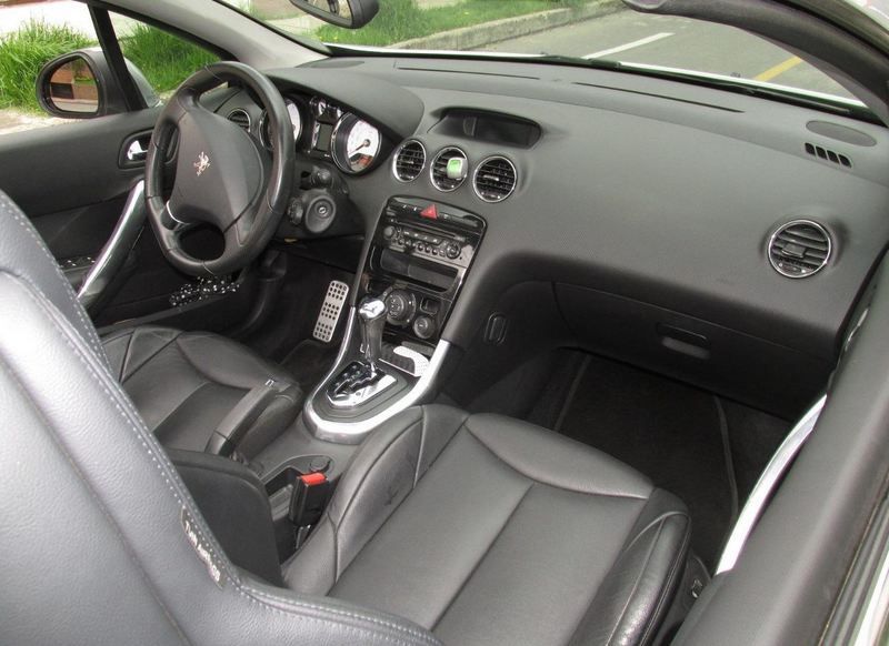 Peugeot 308 CC • 2011 • 100,000 km 6