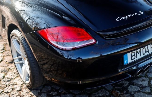 Porsche Cayman • 2009 • 129,000 km 3