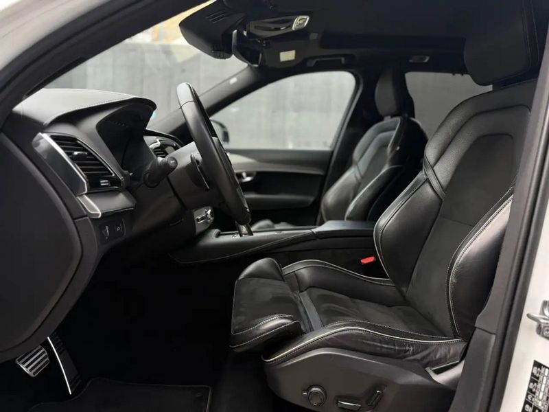 Volvo XC • 2021 • 82,000 km 9