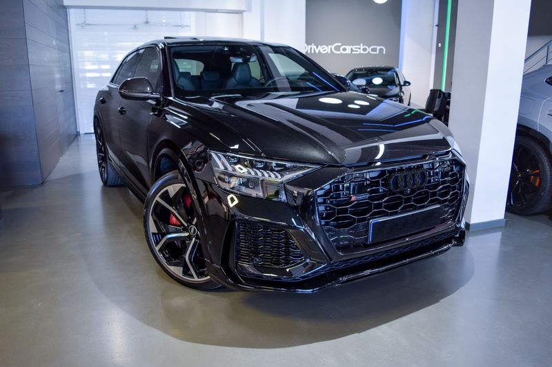 Audi RS Q8 • 2021 • 52,300 km 3