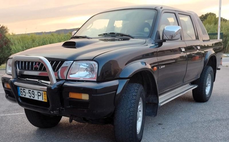 Mitsubishi L200 • 2000 • 200,000 km 2