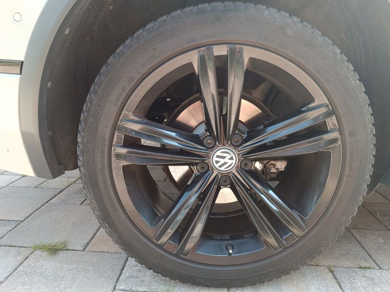 Volkswagen Tiguan Allspace • 2021 • 52,500 km 7