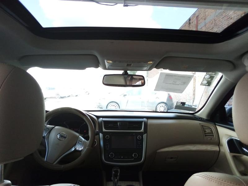 Nissan Altima • 2017 • 155,000 km 2