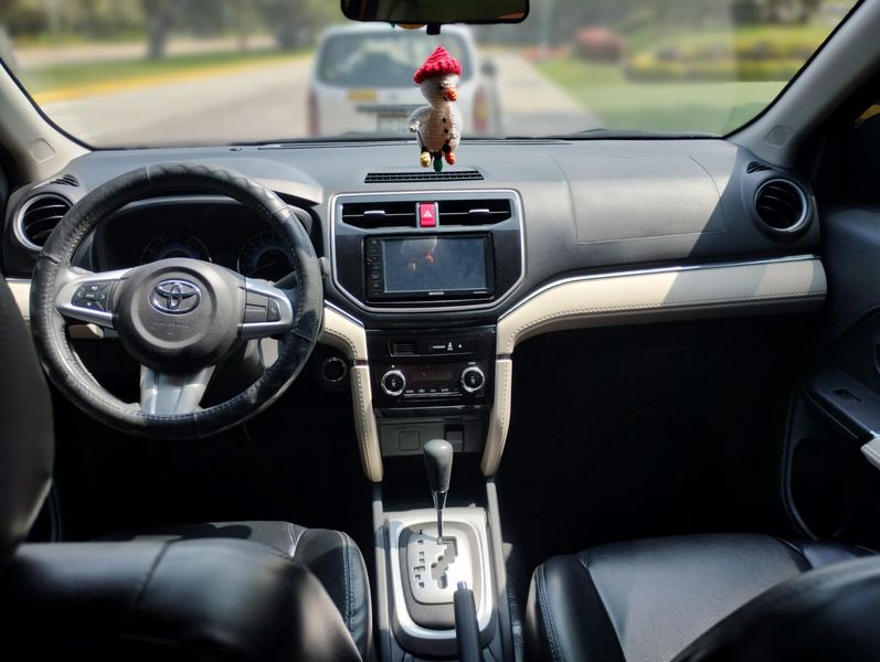 Toyota RAV4 Prime • 2021 • 36,500 km 7