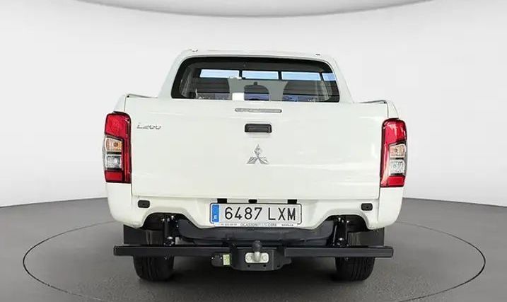 Mitsubishi L200 • 2022 • 32,000 km 8