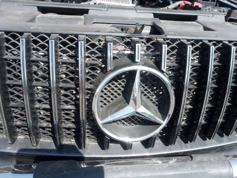 Mercedes-Benz S • 2020 • 85,855 km 3