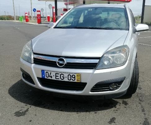 Opel Astra caravan • 2007 • 204,000 km 1