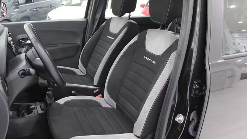 Dacia Lodgy • 2022 • 54,062 km 9