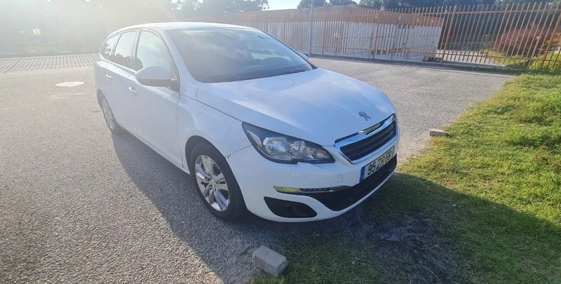 Peugeot 308 SW • 2015 • 285,000 km 2