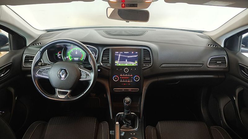 Renault Mégane • 2017 • 56,344 km 5