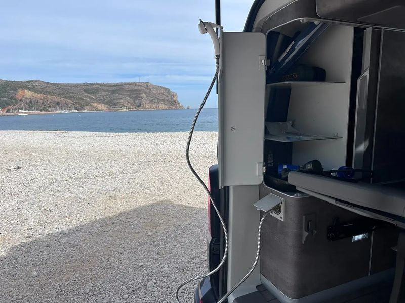 Volkswagen T5 Caravelle • 2022 • 20,800 km 27