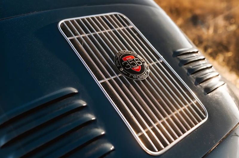 Porsche 928 • 1957 • 40,000 km 7