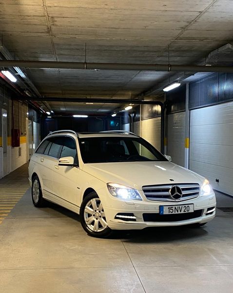 Mercedes-Benz C • 2010 • 310,000 km 1
