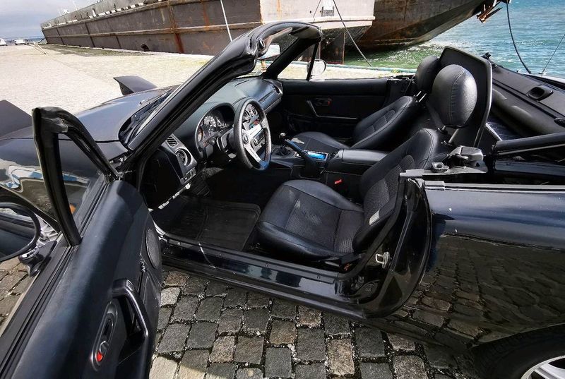 Mazda MX-5 • 1997 • 190,000 km 7