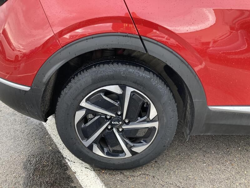 Kia Sportage • 2023 • 16,359 km 12