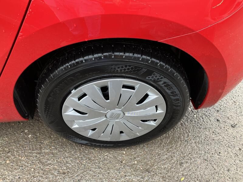 Seat Ibiza • 2024 • 11,000 km 12