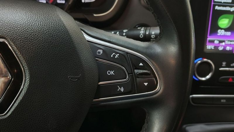 Renault Grand Scenic • 2020 • 93,000 km 16