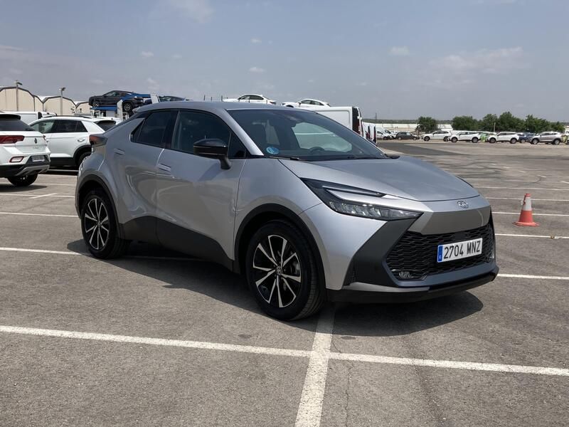 Toyota C-HR • 2024 • 28,374 km 7