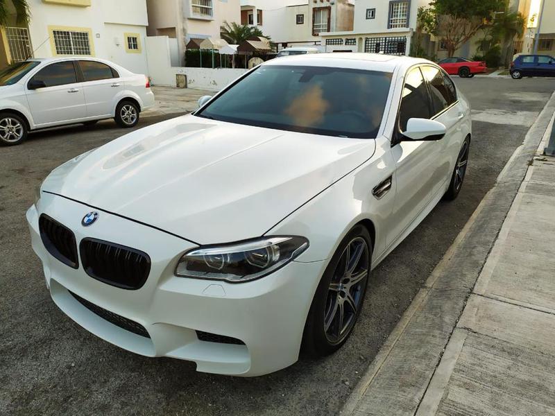 BMW M5 • 2014 • 41,000 km 5
