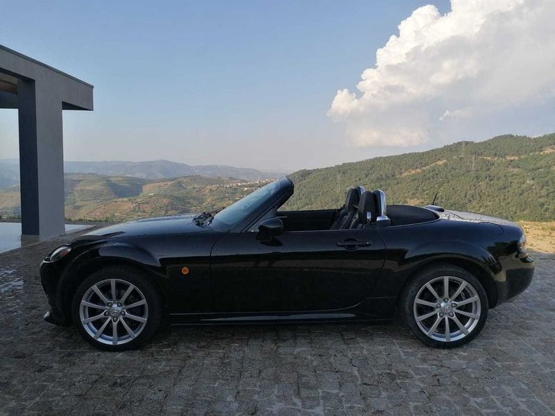 Mazda MX-5 • 2007 • 140,000 km 5