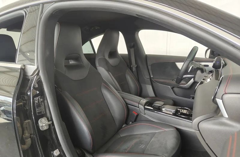Mercedes-Benz CLA-Class • 2023 • 29,652 km 13