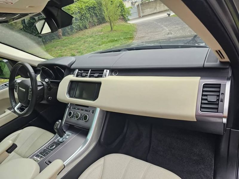 Land Rover Range Rover Sport • 2016 • 184,000 km 9