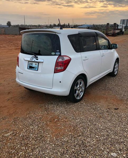 Toyota 4 Runner Limited • 2006 • 131,000 km 6