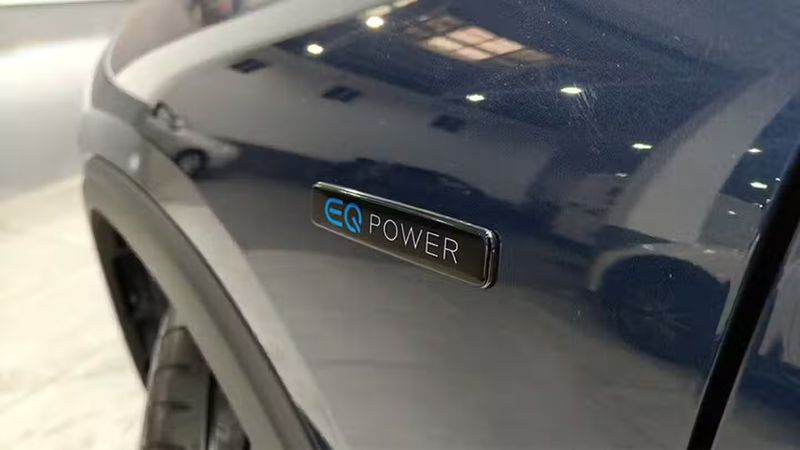 Mercedes-Benz GLA • 2020 • 23,622 km 2