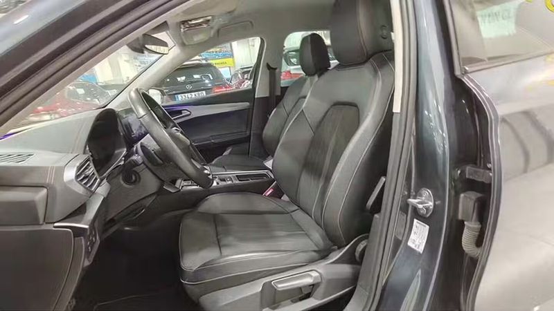 Seat Leon • 2022 • 38,626 km 38