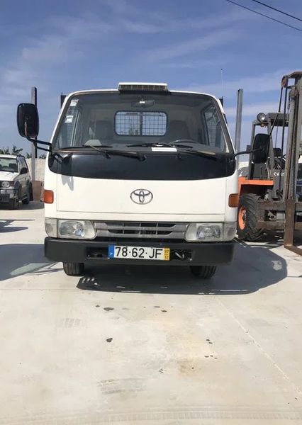 Toyota Dyna • 1997 • 257,000 km 1