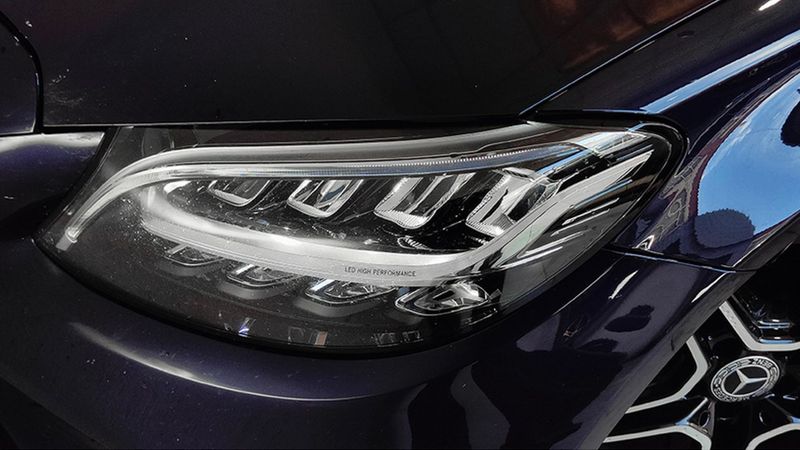 Mercedes-Benz C-Class • 2020 • 78,449 km 18