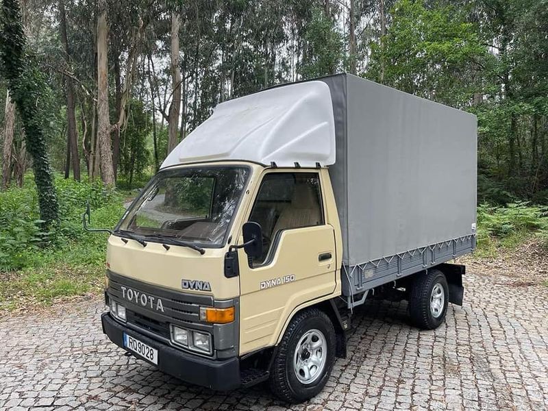 Toyota Dyna • 1991 • 104,000 km 1
