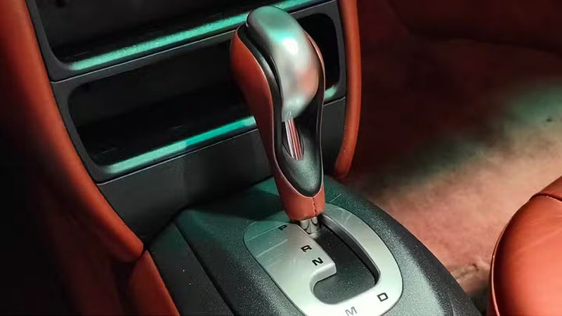 Porsche 911 Carrera Cabrio • 1999 • 97,135 km 7