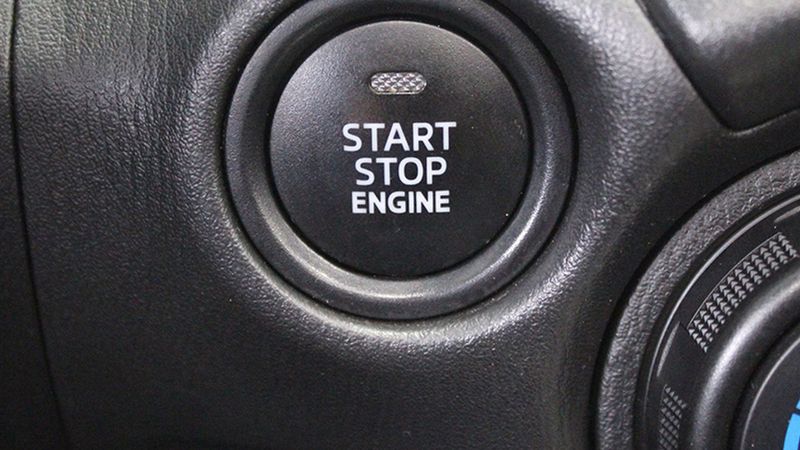 Mazda MX-5 • 2019 • 19,675 km 12