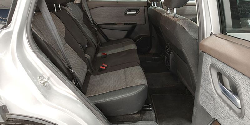 Nissan X-Trail • 2024 • 7,487 km 8