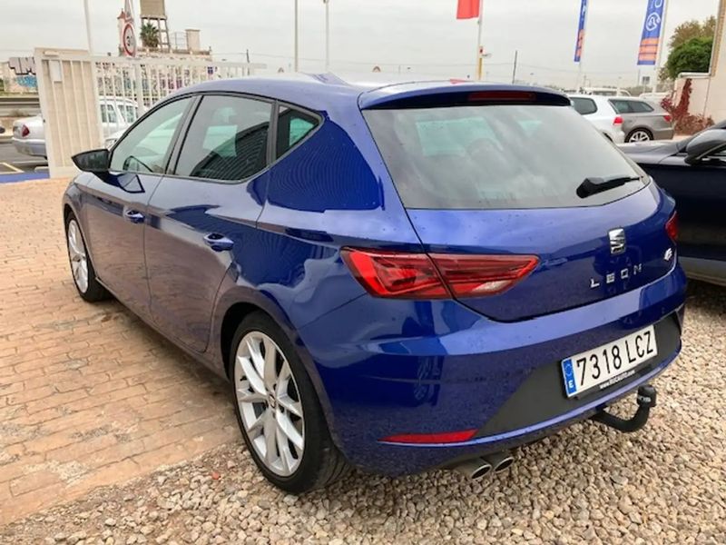 Seat Leon • 2019 • 68,300 km 4