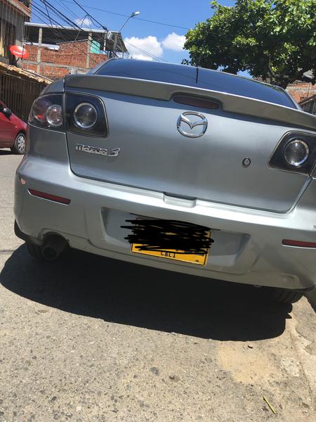 Mazda 3 • 2008 • 165,000 km 18