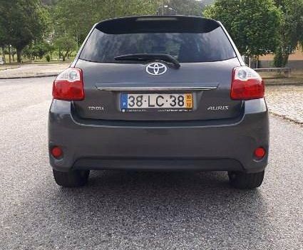 Toyota Auris • 2010 • 150,000 km 2