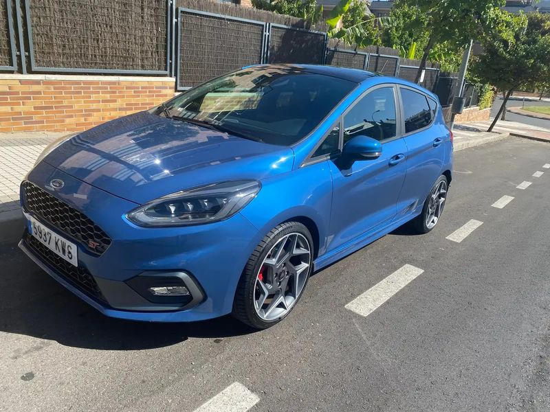 Ford Fiesta • 2019 • 81,000 km 1