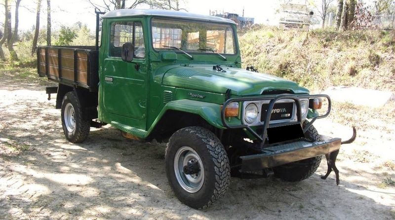 Toyota Land Cruiser • 1982 • 335,000 km 1