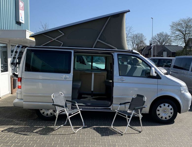 Volkswagen California • 2008 • 156,700 km 2
