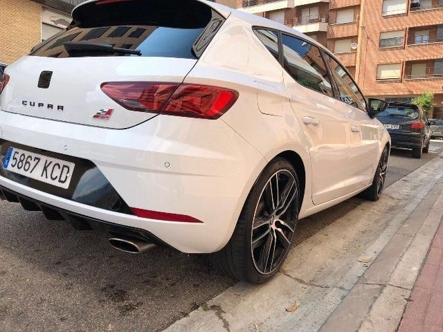 Seat Leon • 2017 • 97,000 km 3