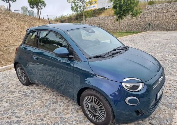 Fiat 500e • 2021 • 19,000 km 1