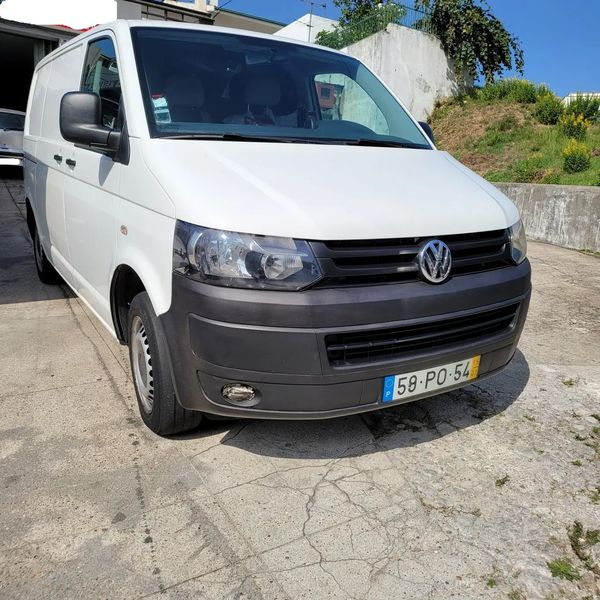Volkswagen T5 Transporter Shuttle • 2015 • 496,704 km 1